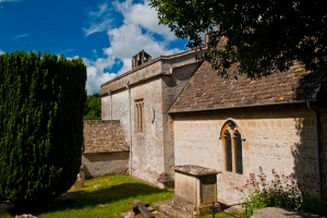 Baunton church