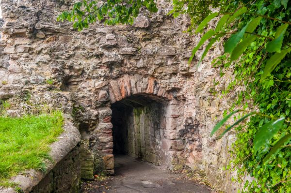 Tunnel at the base of the Breakneck Stairs