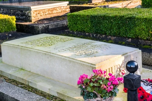Sir Winston Churchill's Grave