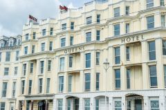 Queen's Hotel