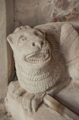 Sir Roger de Nonant memorial detail