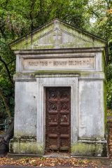 Benjamin Golding, MD mausoleum