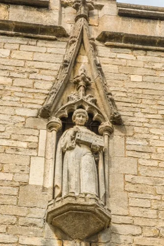 Statue of the Founder, William Browne