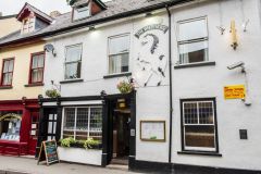 The White Horse Inn, Castle Street