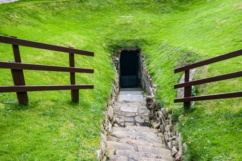 Burghead Well entrance