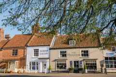 Burnham Market, Shops on The Green