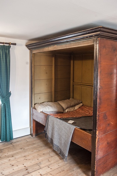 The bedroom where Burns died in 1796