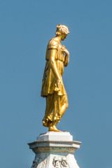 The bronze statue on the Diana Fountain