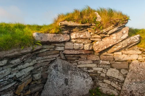 Corbelling in the main chamber