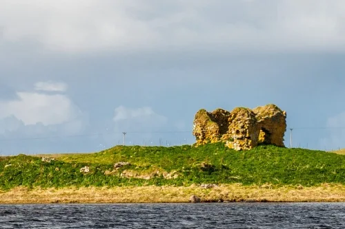 A closer look at Caisteal Bheagram