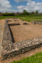 4th century courtyard building foundations