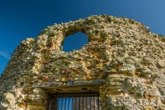 Window opening in the entrance bastion