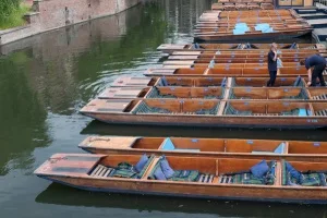 Punts at Magdalene Bridge