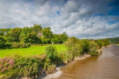 Cardoness Castle, The castle rises above the River Fleet