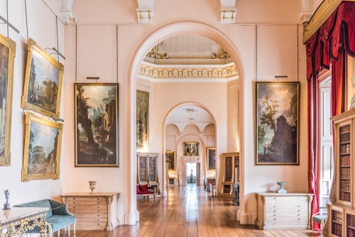 The Long Gallery