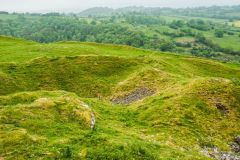 Earthwork defences of the first castle