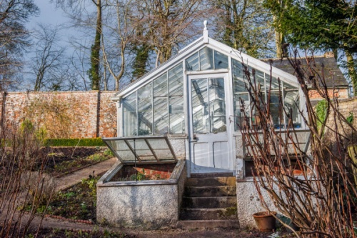 The 19th-century glasshouse