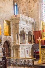 Chagford, Sir John Whiddon's tomb (1575)