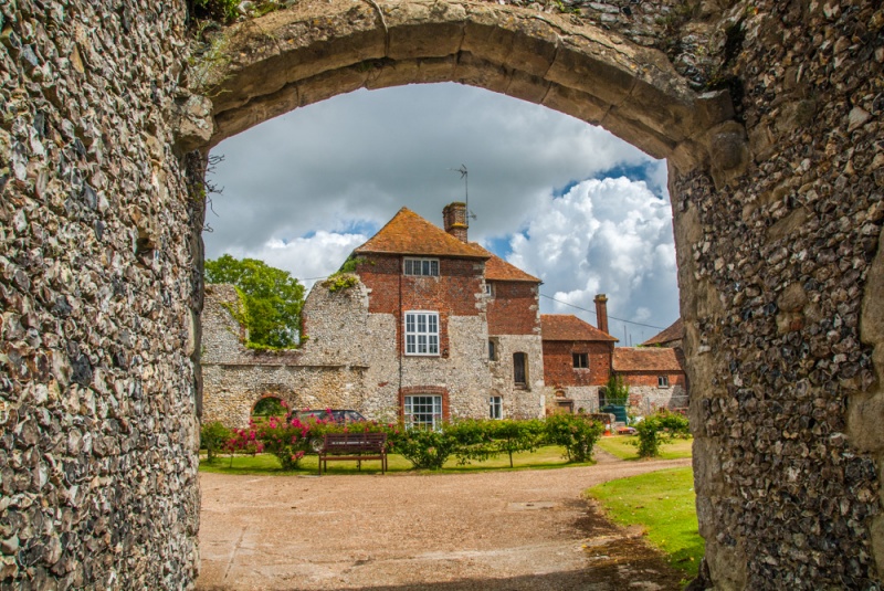 Charing Palace through the 14th century gateway