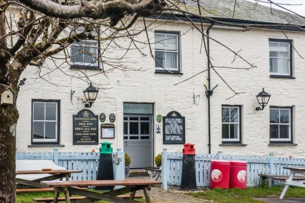 The Rashleigh Arms pub