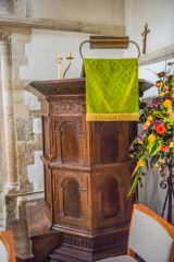 The early 17th century pulpit