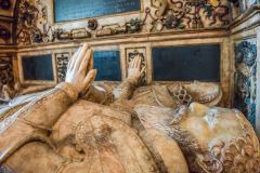 Effigy of Lord and Lady Dacre