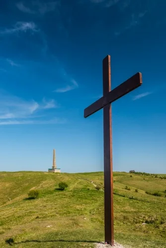 The 'Easter Cross' and the Lansdowne Monument