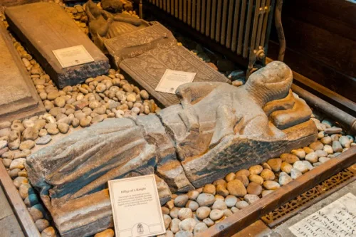 Late 13th-century effigy of a knight