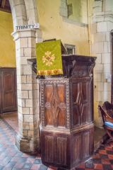 Chilbolton, St Mary-the-Less Church, The early 17th century pulpit