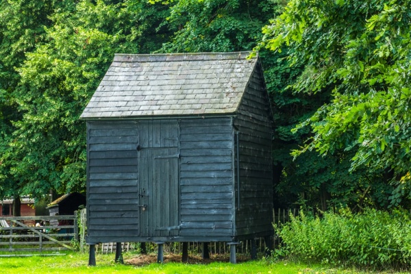 Wing Granary