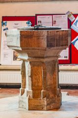 The octagonal font
