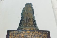 Lleuar family memorial brass