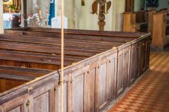 Georgian box pews in the nave