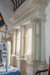 The Mompesson tomb