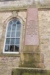 The Marjoribanks monument on High Street