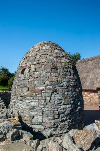 The conical pig stye