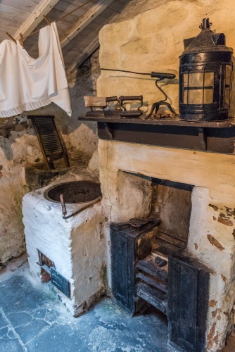 The wash-house lean-to