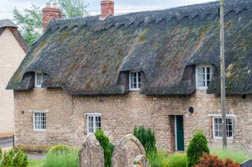 Thatched cottage in Cottesmore, Rutland