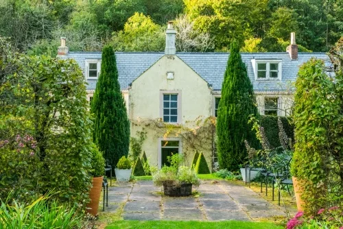 Formal gardens near Craigieburn House