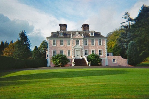 Craigdarroch House (c) Lee Brown