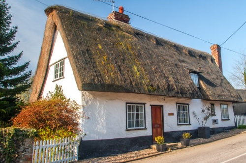 Thatched cottage in Dalham, Suffolk