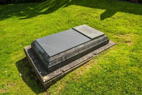George Romney's grave (1802)
