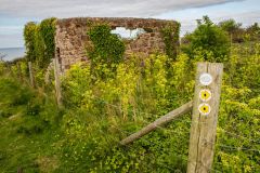 Daws Castle, Beside the coastal path stand 19th-century lime kilns