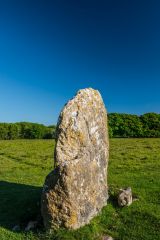 Devils Quoit, Stackpole, A side-on view of the Quoit