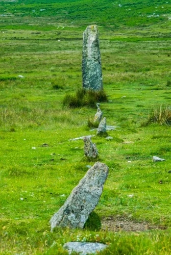 The northern stone row