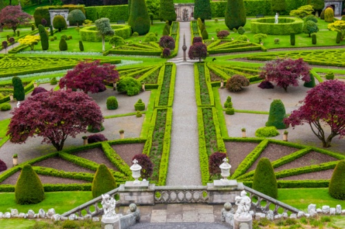 Drummond Castle Gardens