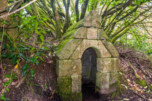 Duloe Holy Well (St Cuby's Well)