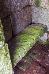The stone bench in the outer chamber