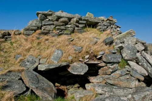 The dun's stone wall