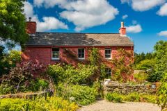 Dyffryn Fernant house